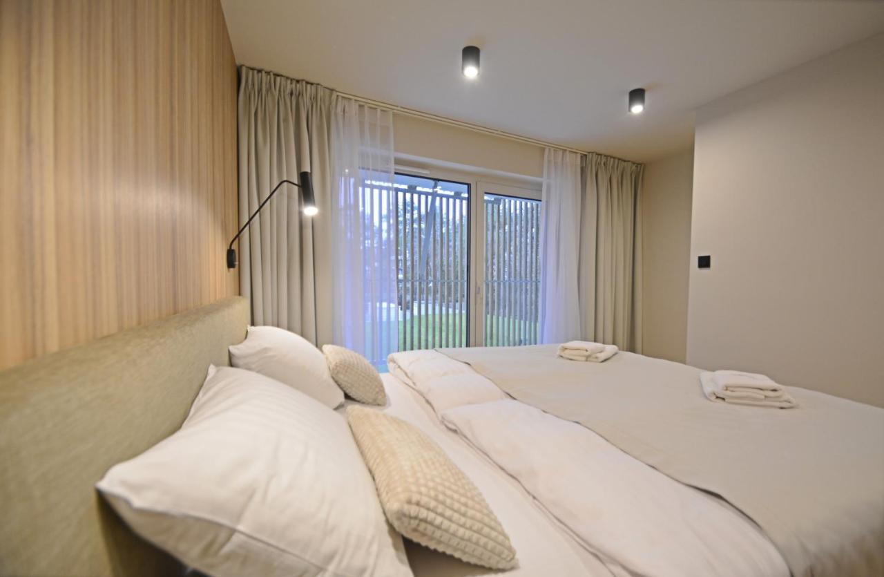 Apartamenty Bryza - Baltycki B-06 Z Tarasem, 100M Od Morza Swinoujscie Bagian luar foto